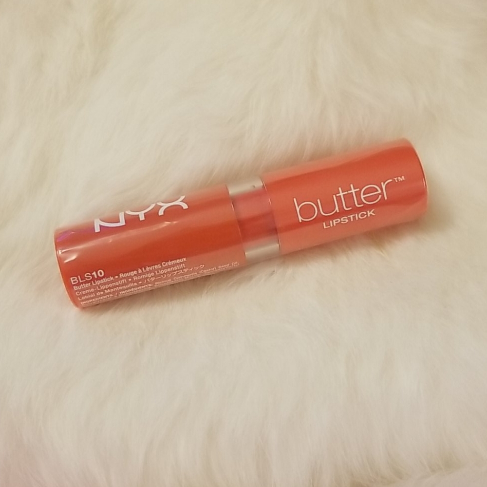 *4 for $20* 💄💕NYX lipstick